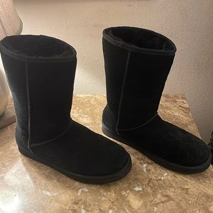 Women Koolaburra by Ugg Black Boots Size 10 Brand New
